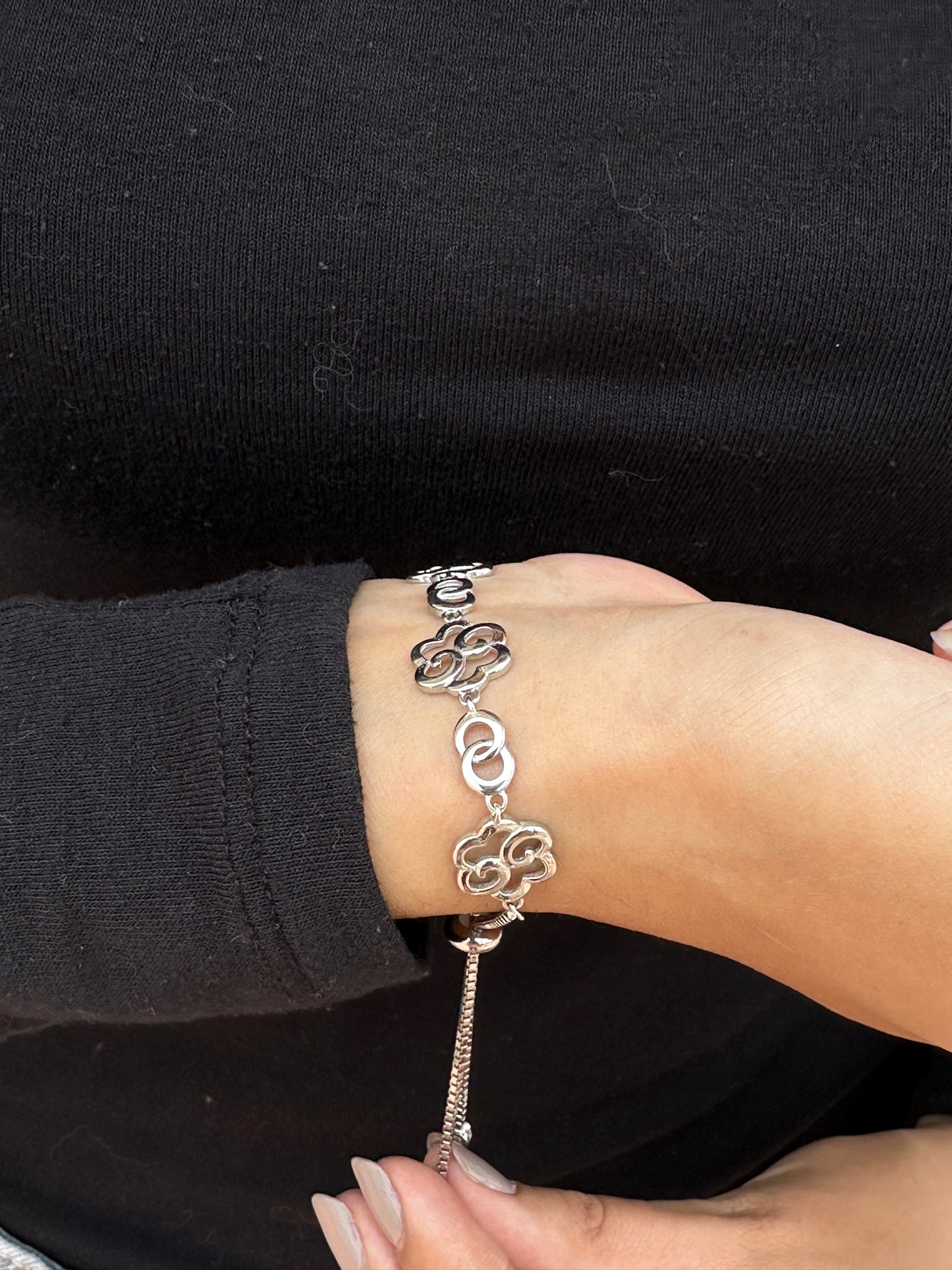 Floral Sleek Silver Bracelet