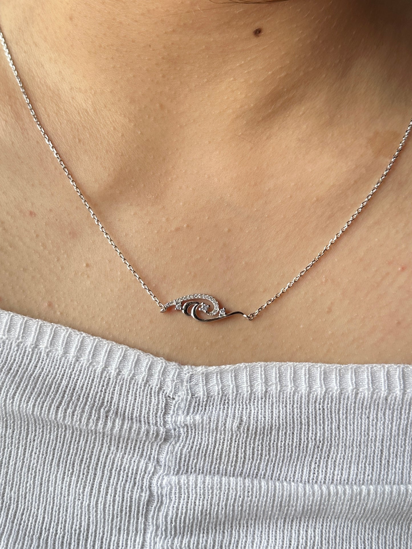 Radiant Flow 925 Silver Chain