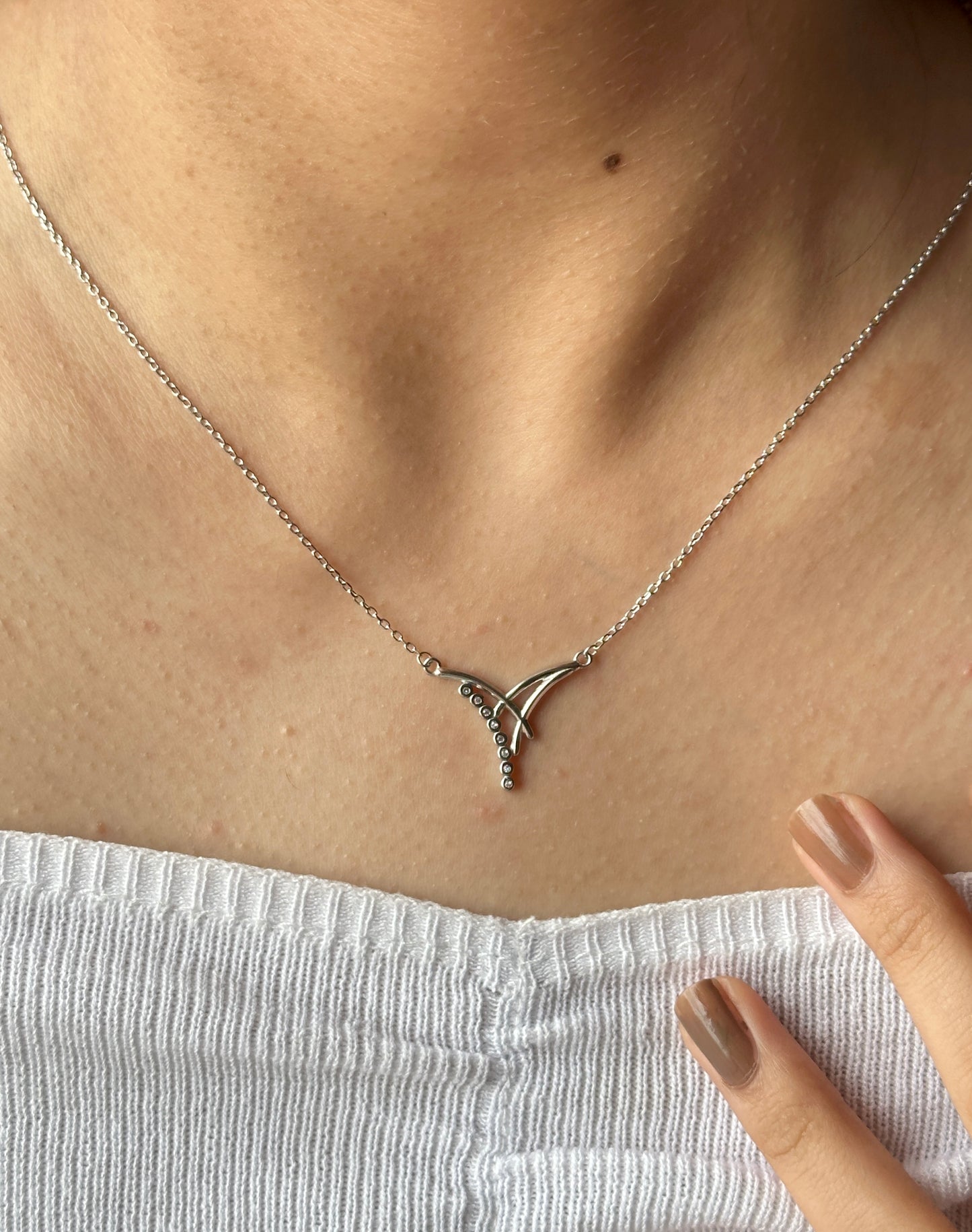 Elegance on the Rise Silver Chain