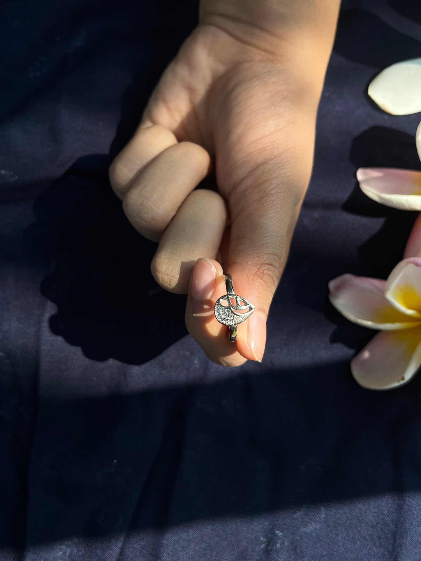 Leaf Shape Silver Ring