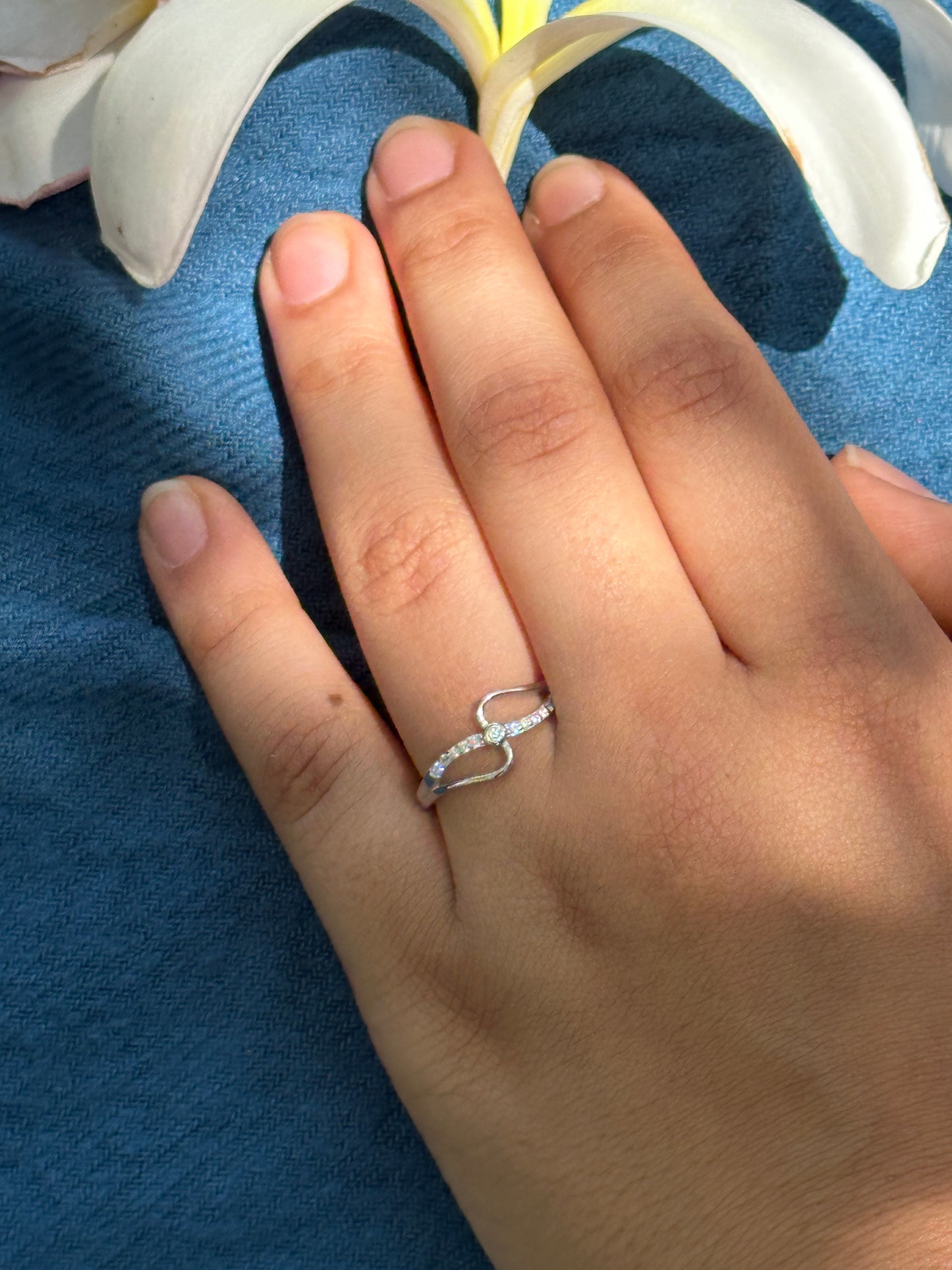 Delicate Stylish Silver Ring