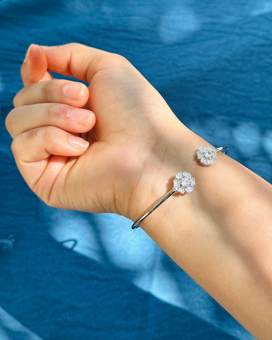 Elegant Silver Floral Kada