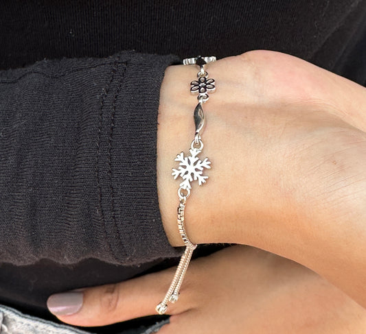 Sparkling Flower Silver Bracelet