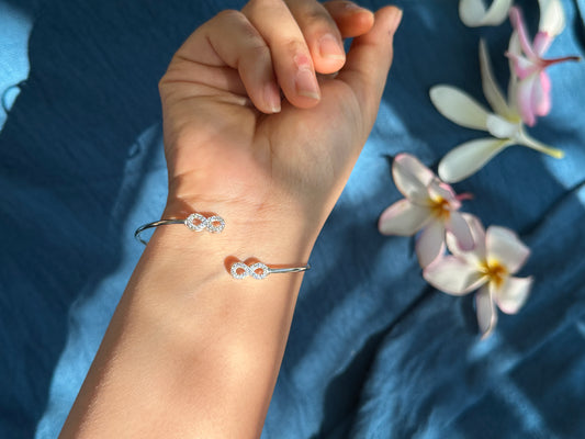 Infinity Silver Kada
