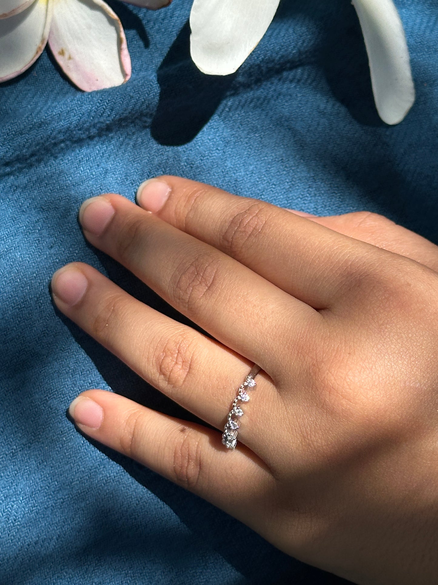 Elegant Silver Ring with Teardrop Diamonds