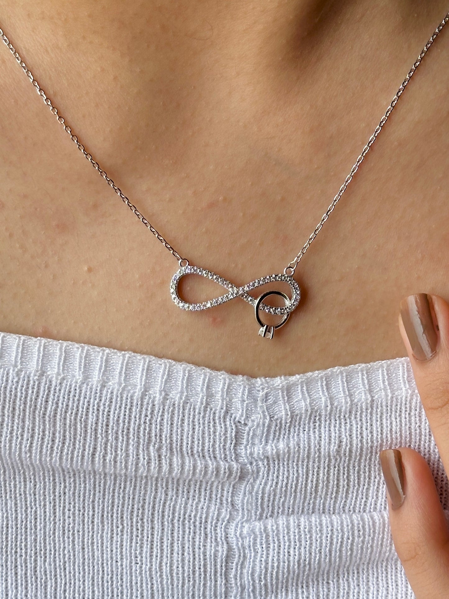 Infinity Charm 925 Silver Chain