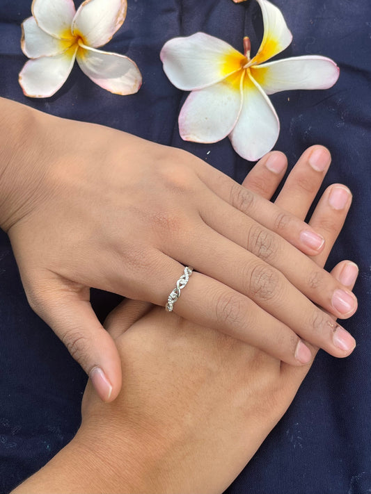 Ethereal Loop Silver Ring