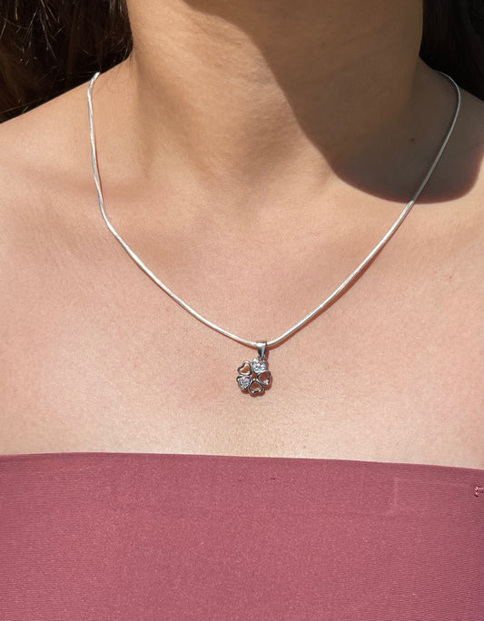 The Silver Leaf Necklace