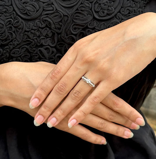 Classic Twirl Silver Ring