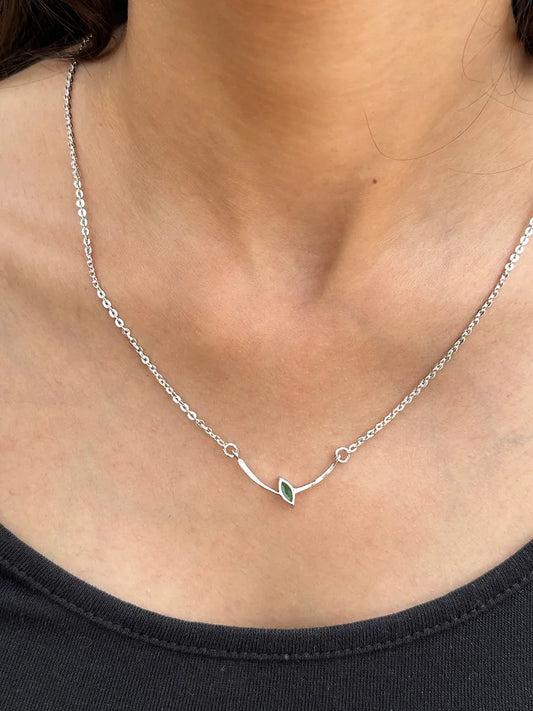 Emerald Stoned Silver Necklace