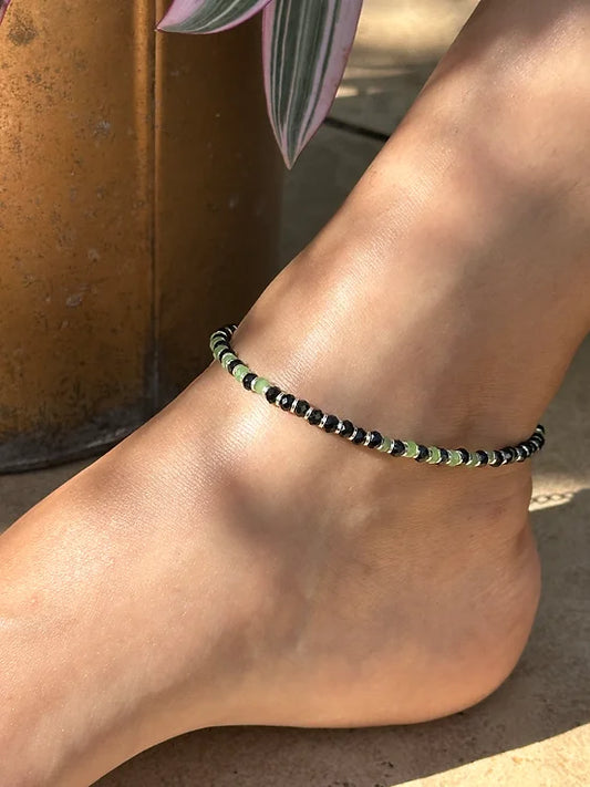 Black & Green Nazariya