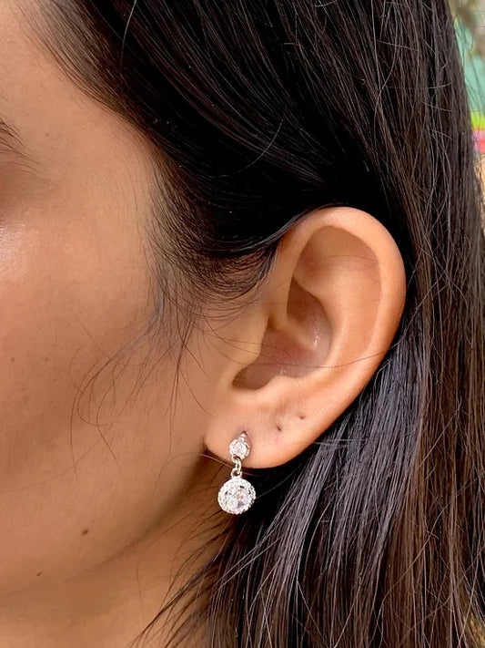 925 Silver Earring With Circle Stone
