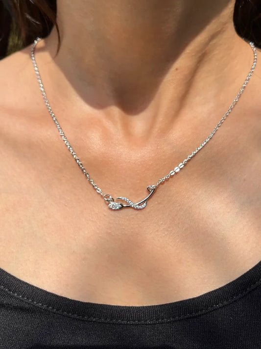 Intertwined Simple Silver Necklace