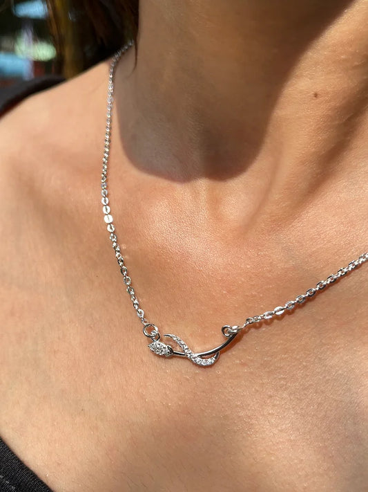 Intertwined Simple Silver Necklace